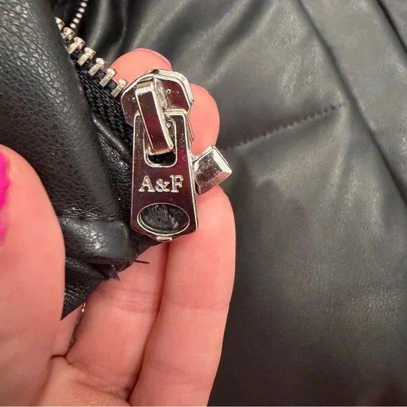 Abercrombie & Fitch A&F Ultra Collection Vegan Leather Black Puffer Jacket S - Picture 7 of 8
